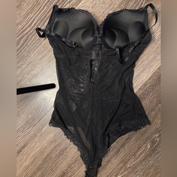 Lingerie bodysuit - Picture 3 of 3